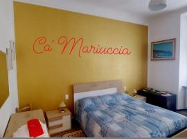 Ca' Mariuccia. Appartamento a un passo dal mare，位于萨沃纳的酒店