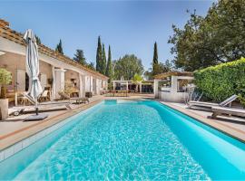 Villa145m2 et 2 autres Appartements 50m2, Appart 60m2, idéale grande famille, groupe amis,salle fitness, Jardin, proche Cannes, Grasse, Antibes,，位于蒙托鲁的酒店