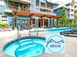Alpenglow Lodge Two Bedroom Apartment with Private Hot Tub by MVA，位于惠斯勒的酒店