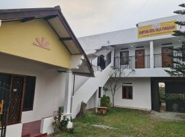 Kampung Istal Villa Pamijahan，位于Cireungkong的酒店