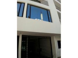 CUTE DUO HOUSE CLOSE TO THE BEACH RODADERO SUR SANTA MARTA.，位于圣玛尔塔的别墅