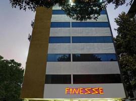 FabHotel Prime Finesse，位于Kharadi的酒店