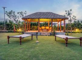 MST Cricket Village By Four Leaf Hotels，位于加济阿巴德的酒店