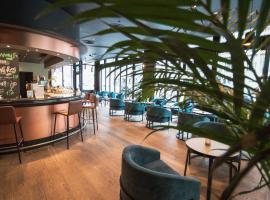 Crowne Plaza Berlin City Centre Ku'damm by IHG，位于柏林的带泳池的酒店