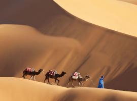 Merzouga Luxury Traditional Camp，位于梅尔祖卡的酒店