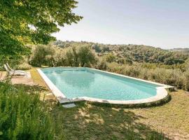 Isola del Pittore casa indipendente in Villa Storica，位于吉拉斯纳的酒店