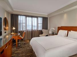 公园广场维多利亚酒店&度假村，位于伦敦的酒店