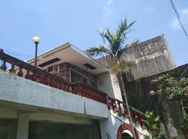 The Terrace Room，位于马尼拉菲律宾蓝叶活动场馆附近的酒店