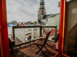 traumhaftes Apartment am Dom mit großer Dachterrasse，位于茨维考的度假短租房