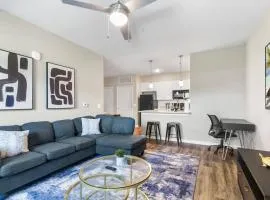 Luxe 1BR/1BA: Dive, Rest, Explore. Book Now!