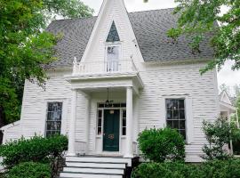 Ben Taylor Home，位于草谷的酒店