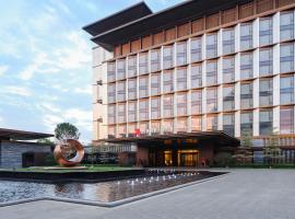 广州白云国际会议中心越秀万豪酒店，位于广州Baiyun Mountain Scenic Area的酒店