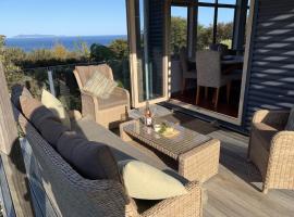 Paradise on the Hill ~ Tuateawa