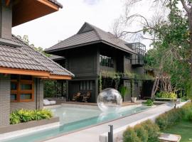 Phrip Phri Luxury Pool Villas，位于佛丕的度假屋