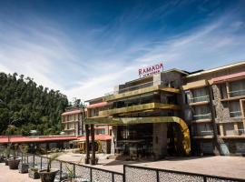 Ramada by Wyndham Murree Lower Topa Resort，位于穆里的酒店