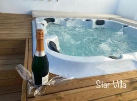 Star Villa Conil con jacuzzi，位于罗切的酒店