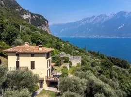 Haus mit tollem See -und Bergblick