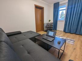 Cozy Modern Apartment Km 0 Craiova，位于克拉约瓦的公寓