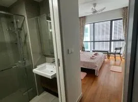 One-bid room in shared Apartment inside Luxury Residency, Jalan Tun Razak