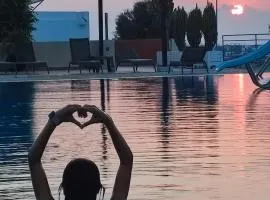 2 bedroom ground floor apartment