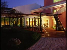 阿赛兹酒店，位于新文达什的酒店