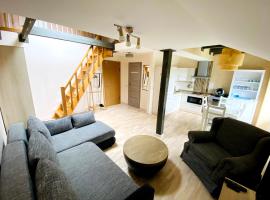 Nida Loft with SPA and Tennis court，位于奈达的酒店