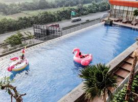 Stay G Royal Sentul Park by GranDhika，位于Kedungmanggu的酒店