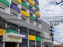 INTERTOWER HOTEL (SHA)，位于Sungai Kolok的带停车场的酒店