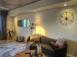 Penthouse-level Waterfront Apartment，位于达尔文的酒店