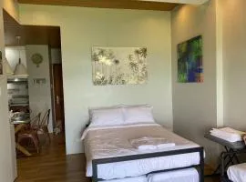 Modern Unit Near The Beach at Canyon Cove Nasugbu