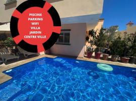 Luxueuse Villa avec Piscine Jardin WIFI et Parking au centre ville，位于丹吉尔的酒店