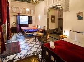 Fes Antique Hostel，位于非斯的公寓式酒店