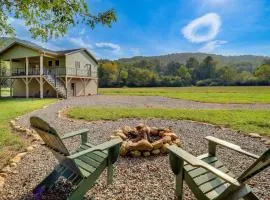 Peaceful Purlear Vacation Rental with Creek Access!