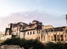 Narayan Niwas Castle，位于Rāmgarh的酒店