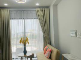 Charm Plaza Aparment，位于Dĩ An的公寓