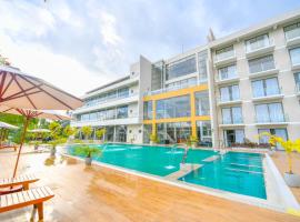 Oasis Riverside Hotel，位于卡卢特勒的酒店