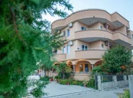Apartments and bungalow Casa Palma