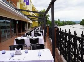 Comfort Inn Coral River，位于Mādhopur的酒店