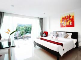 One World One Home Naiharn Hotel，位于拉威海滩的酒店