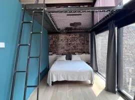 Suite in Loft in Catania