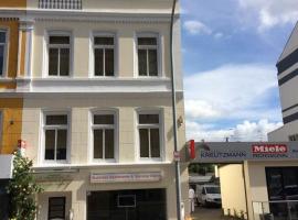 Business Gästehaus Sonne, Mond & Sterne，位于不莱梅不来梅中央车站附近的酒店