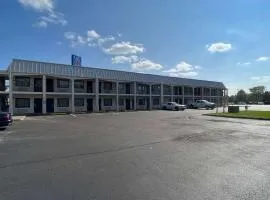 Motel 6-Lafayette, IN