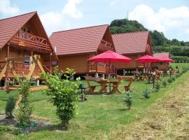 Domki nad Soliną DAGA 600-384-796，位于索利纳的酒店