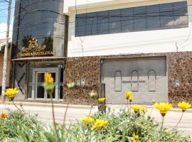 Hotel B&V，位于万卡约的住宿