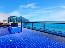 Roses Pool Villa D，位于巨济的别墅