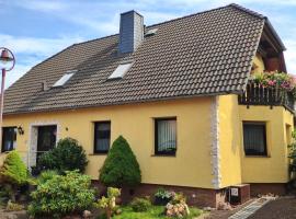 Mones Monteur- und Ferienwohnung，位于Klötze的酒店