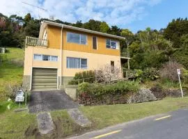 Knights Retreat - Paihia Holiday Home