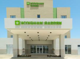 Wyndham Garden El Morro Montecristi，位于El Rincón的酒店