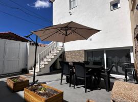 Casa do Castelo，位于Valhelhas的高尔夫酒店