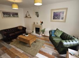 Sleeps 8 Matlock/ Matlock Bath Pet Friendly，位于Matlock Bank的酒店